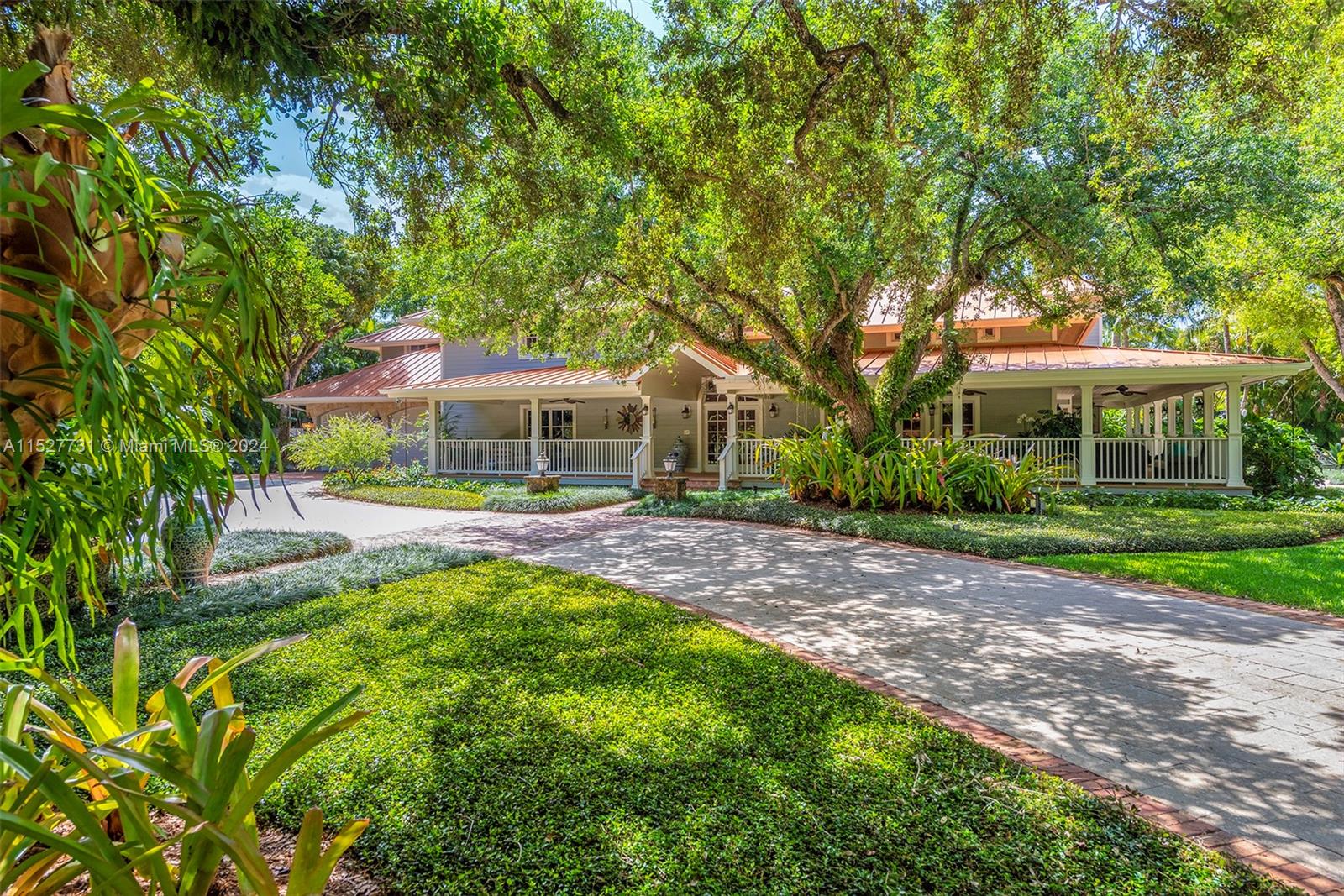 5400 Kerwood Oaks Dr, Coral Gables, Florida image 3