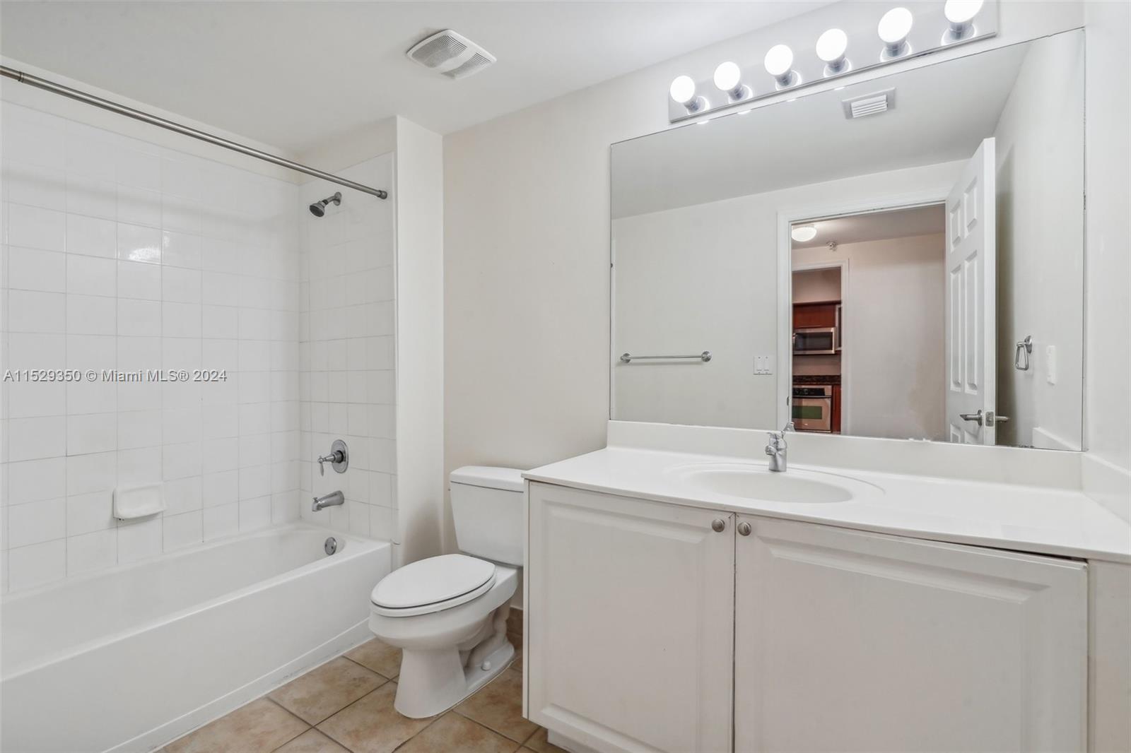 888 S Douglas Rd #1402, Coral Gables, Florida image 33