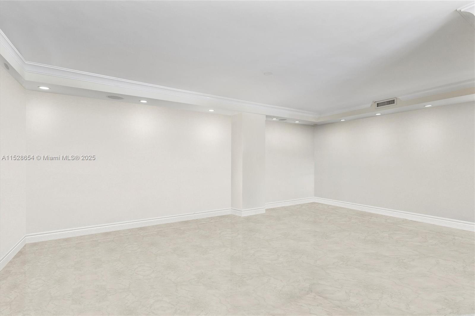 10155 Collins Ave #405, Bal Harbour FL 33154