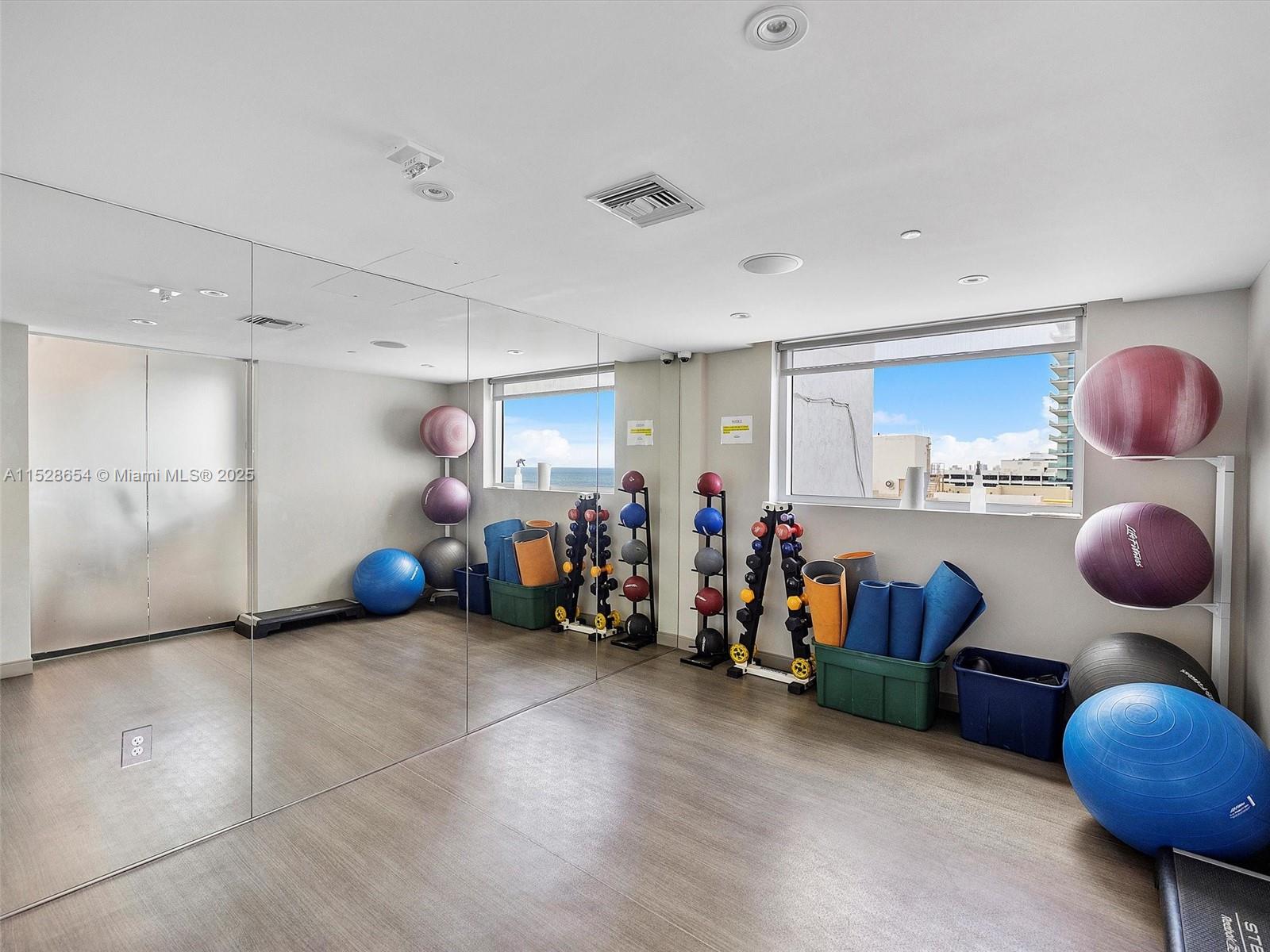 10155 Collins Ave #405, Bal Harbour FL 33154