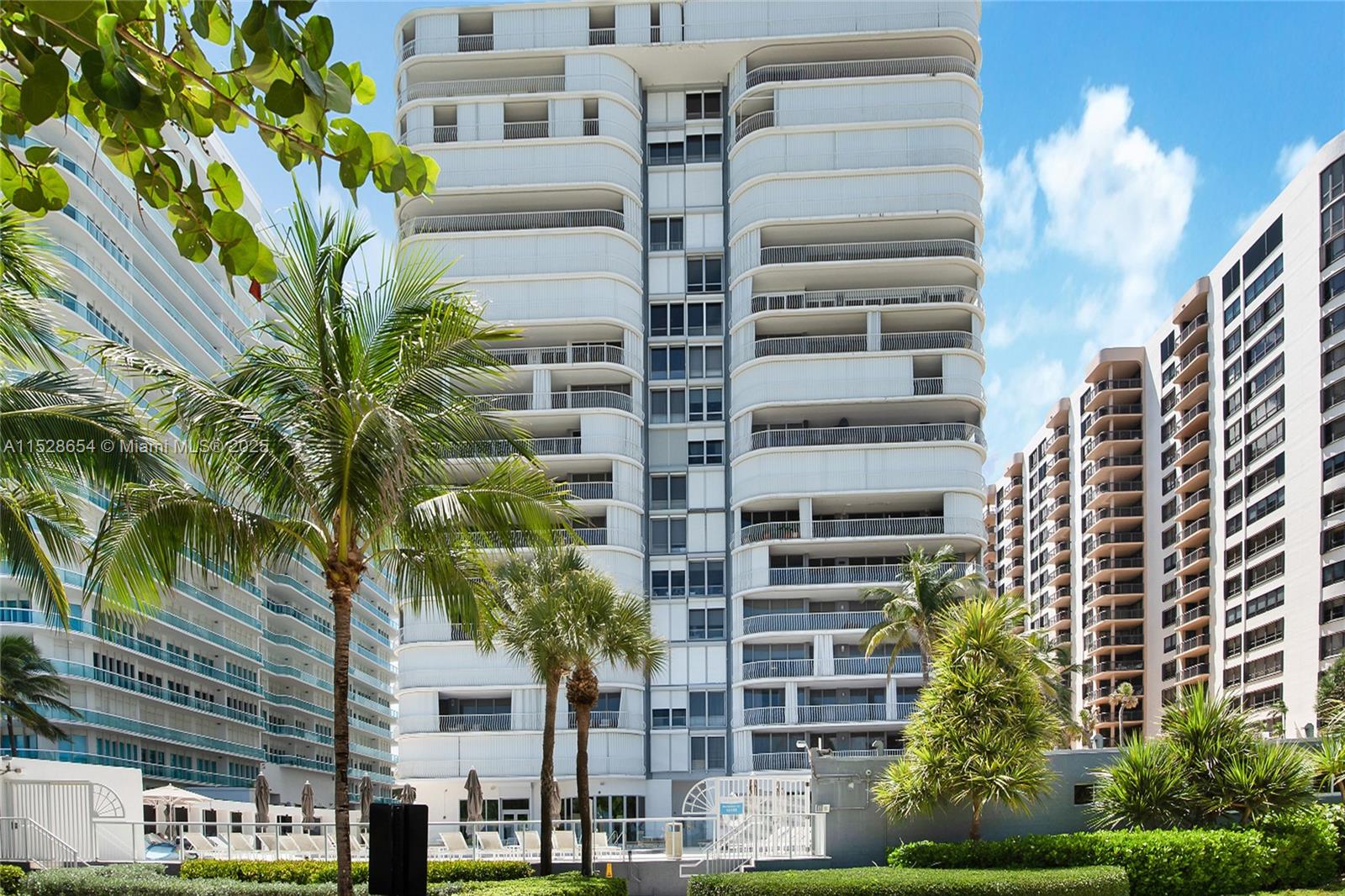 10155 Collins Ave #405, Bal Harbour FL 33154