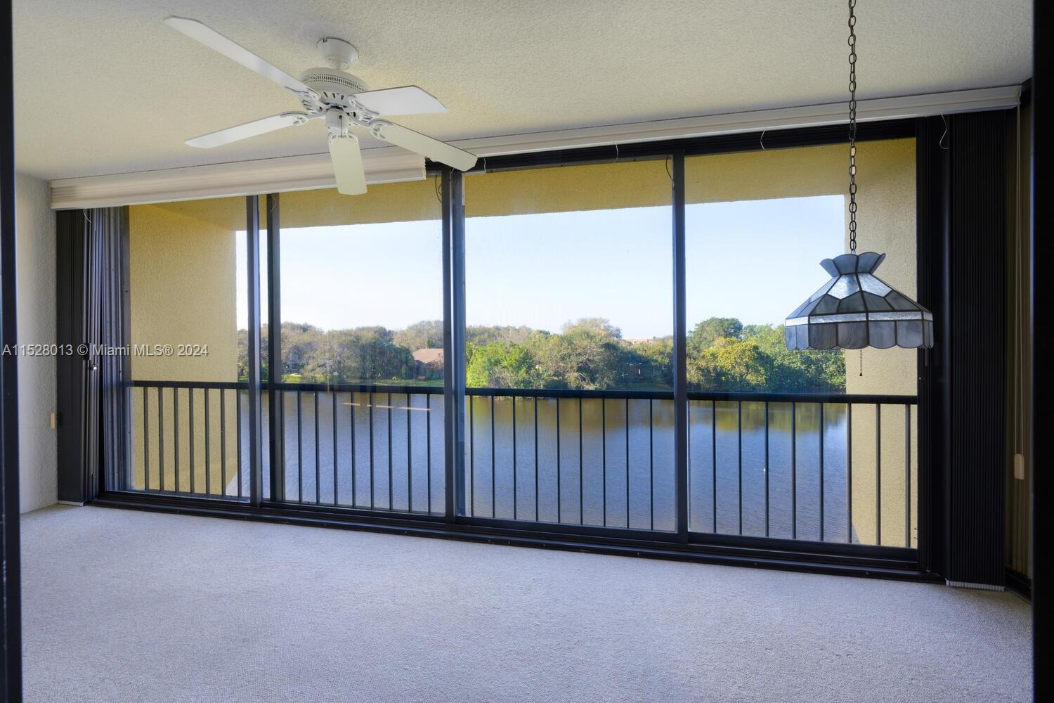 5188 Woodland Lakes Dr #337, Palm Beach Gardens, Florida image 15