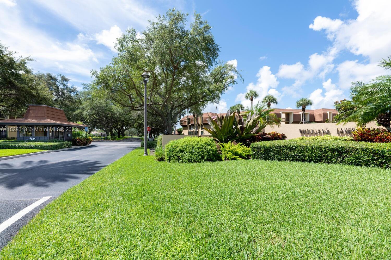 5188 Woodland Lakes Dr #337, Palm Beach Gardens, Florida image 34