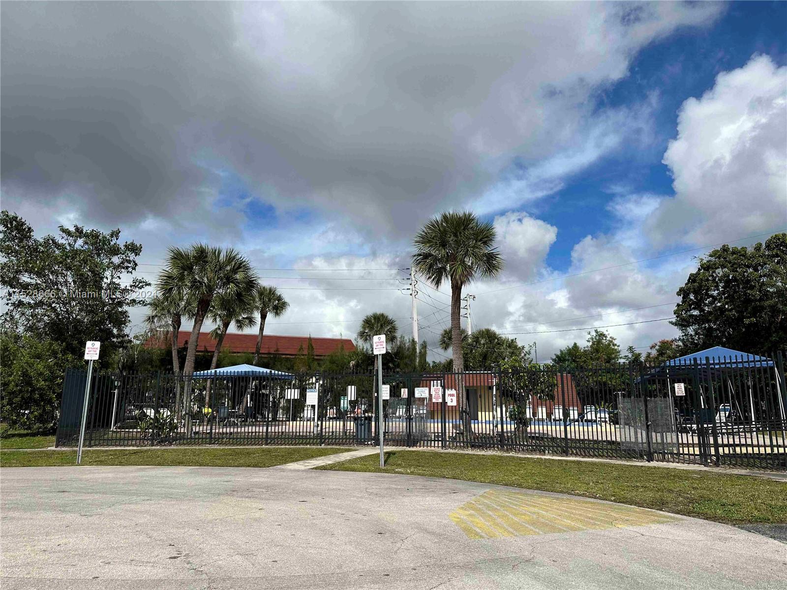 2061 NW 47th Ter #312, Lauderhill, Florida image 16