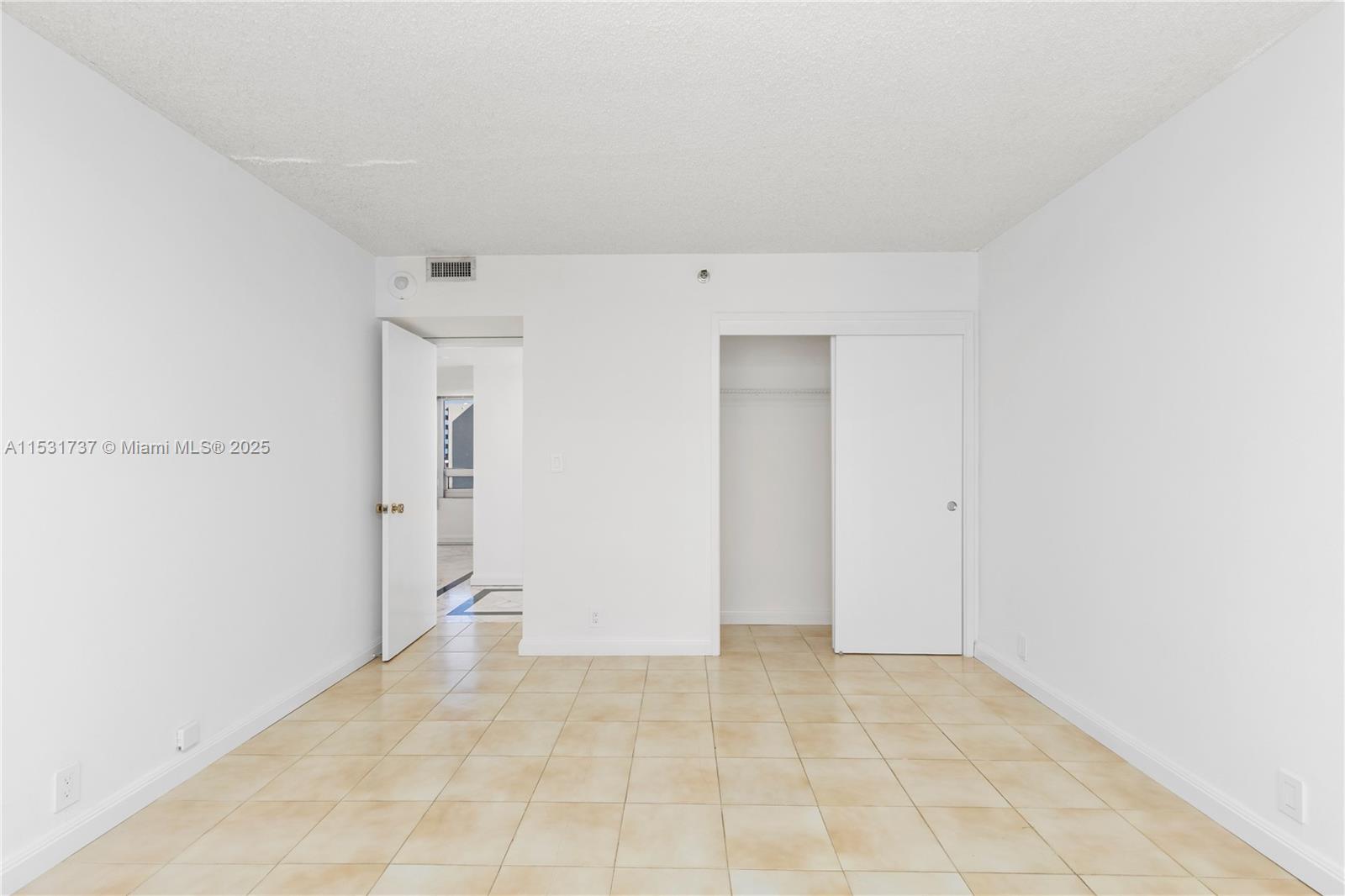 Listing Photo 24