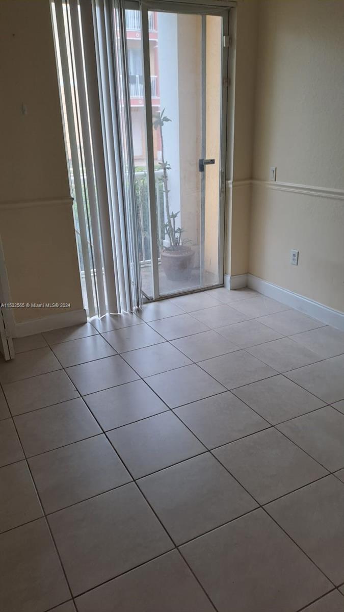 Residential, Royal Palm Beach, Florida image 11
