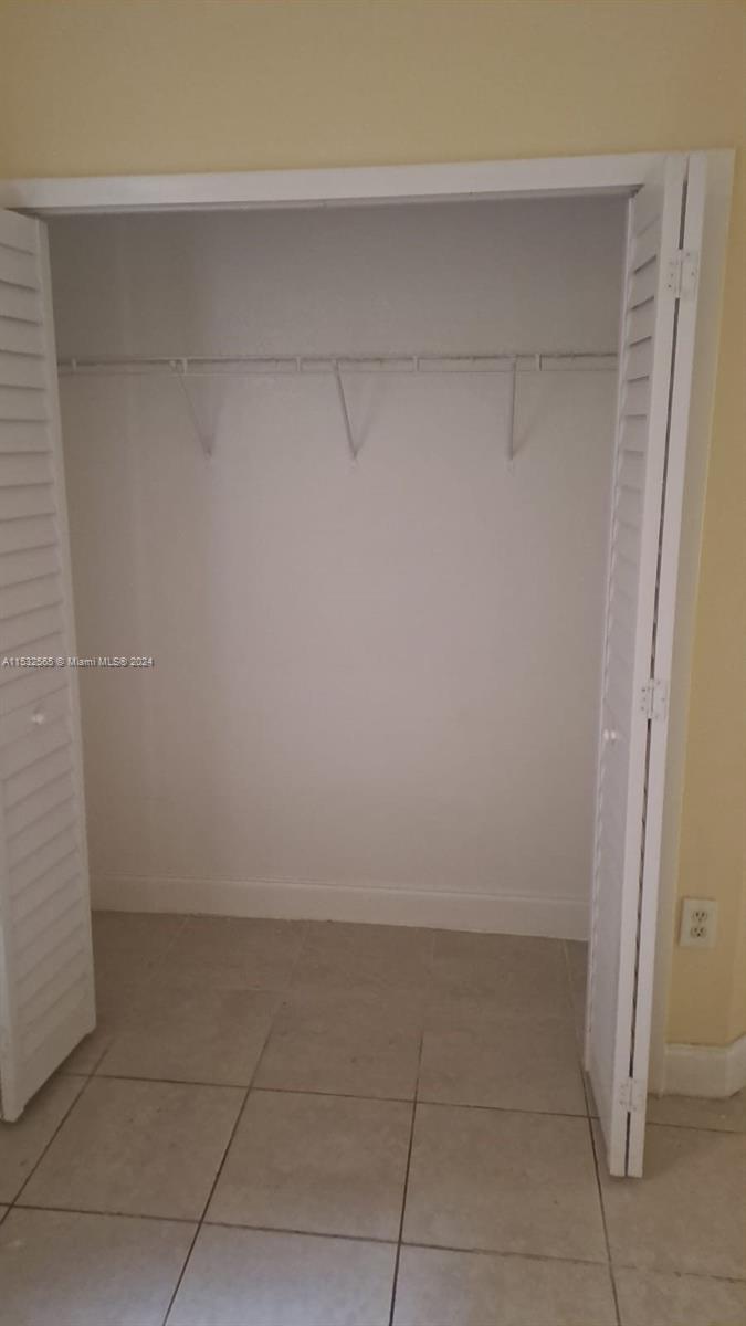 Residential, Royal Palm Beach, Florida image 15