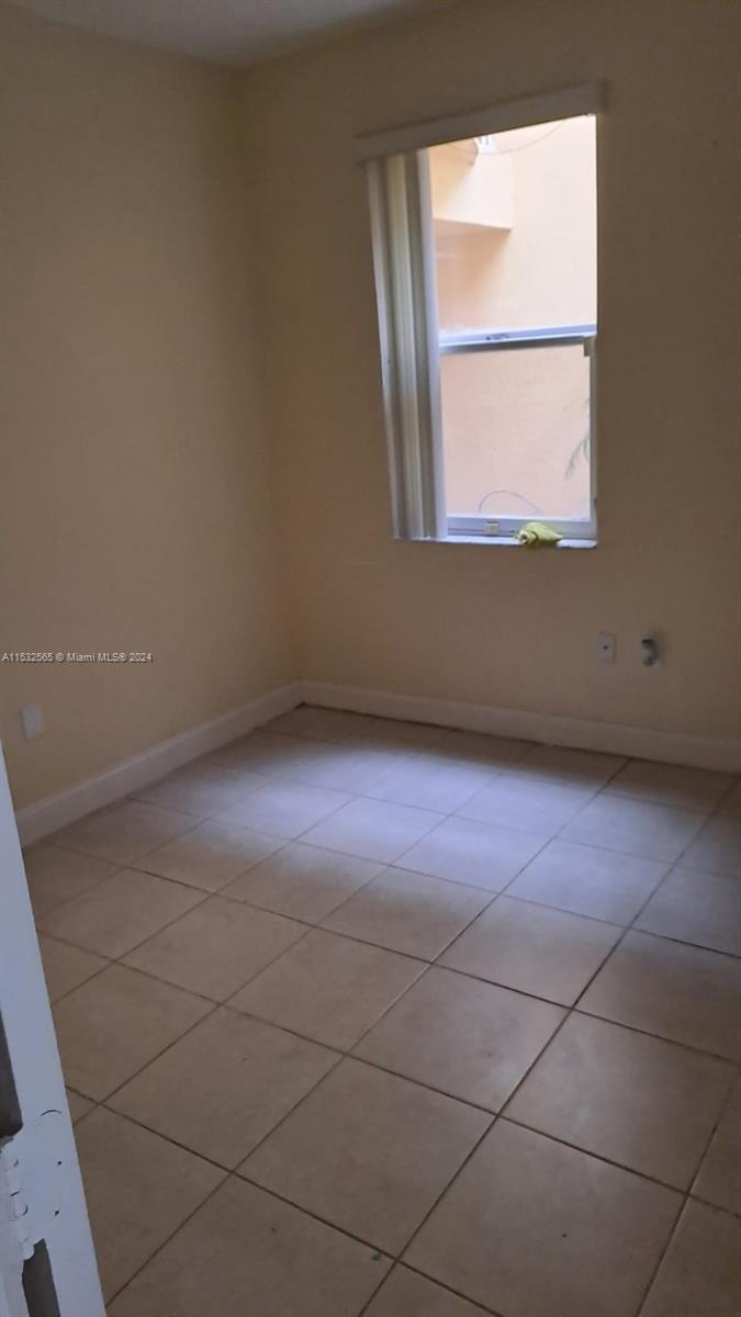 Residential, Royal Palm Beach, Florida image 18