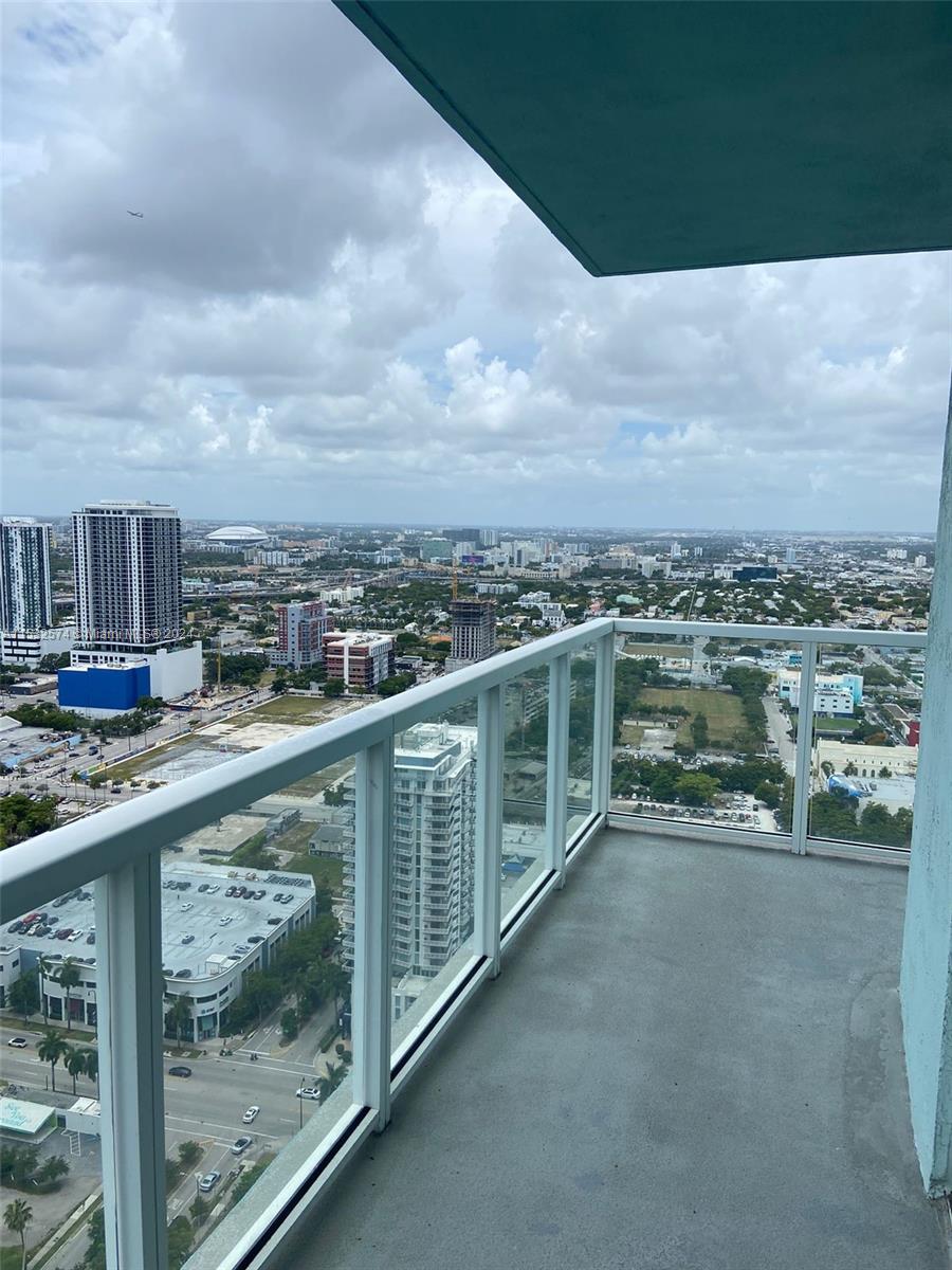 1900 N Bayshore Dr #4011, Miami, Florida image 2