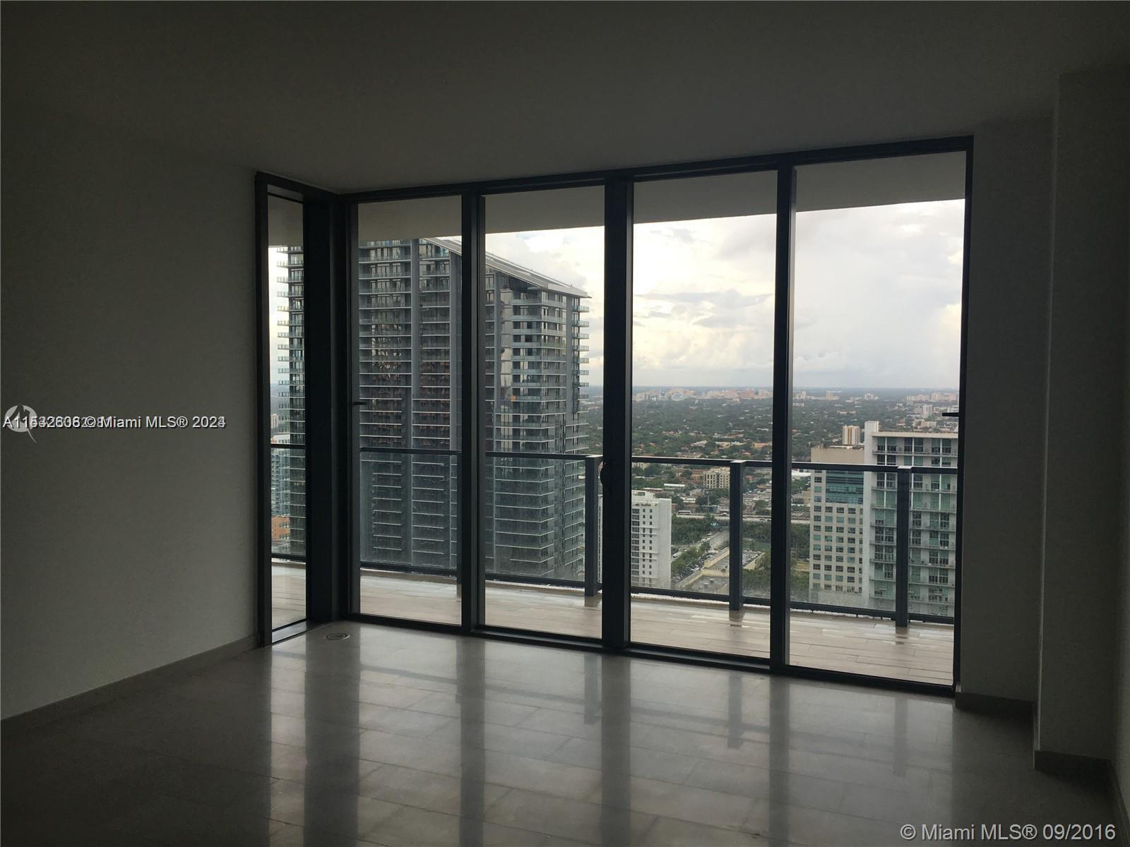 68 SE 6th St #3510, Miami, Florida image 2