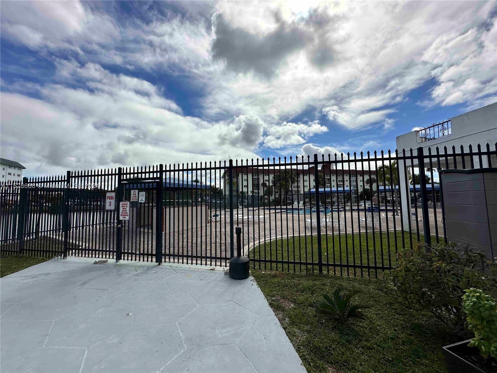 2061 NW 47th Ter #405, Lauderhill, Florida image 14