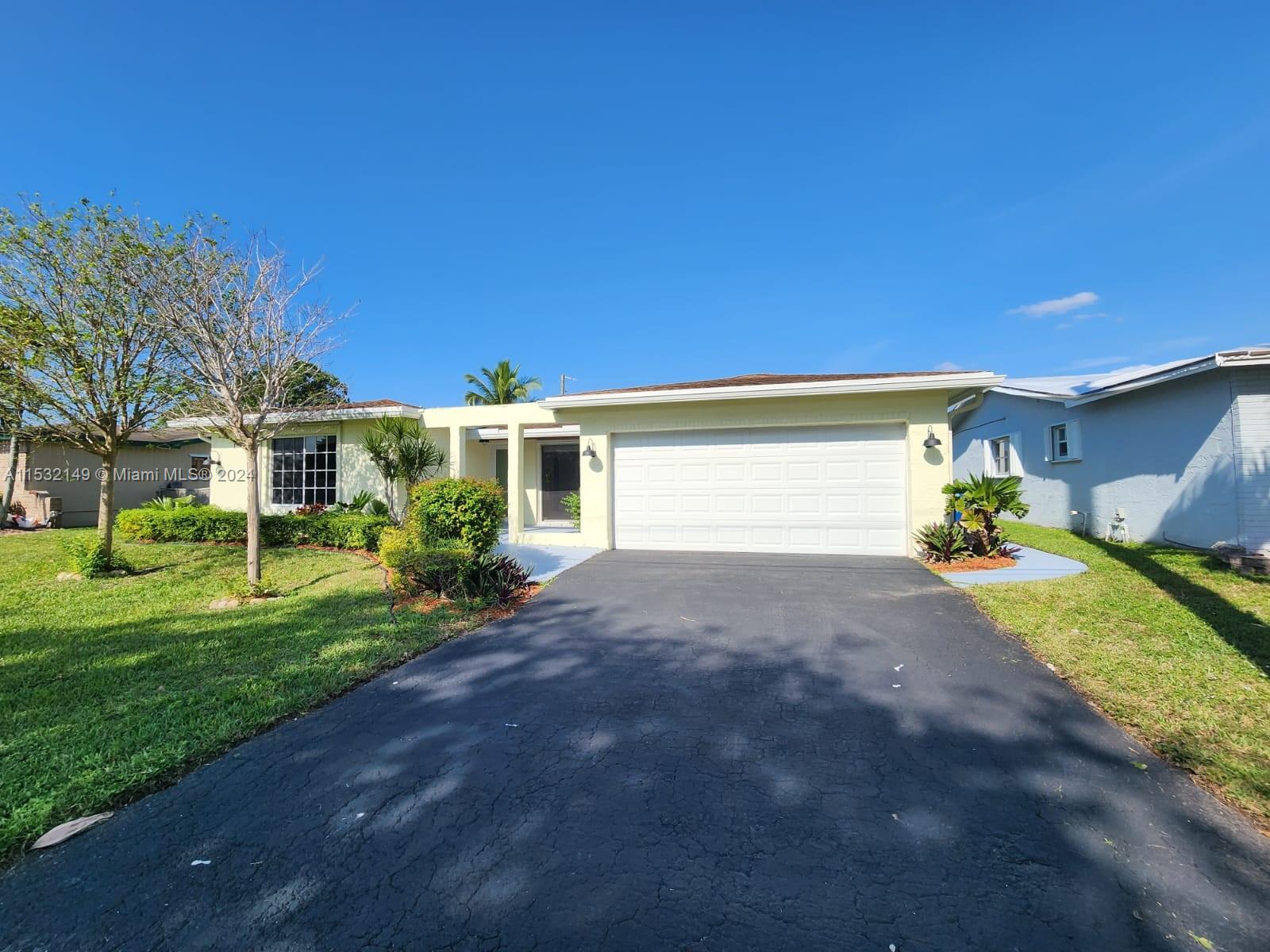 10551 Sunset Strip, Sunrise, Florida image 2