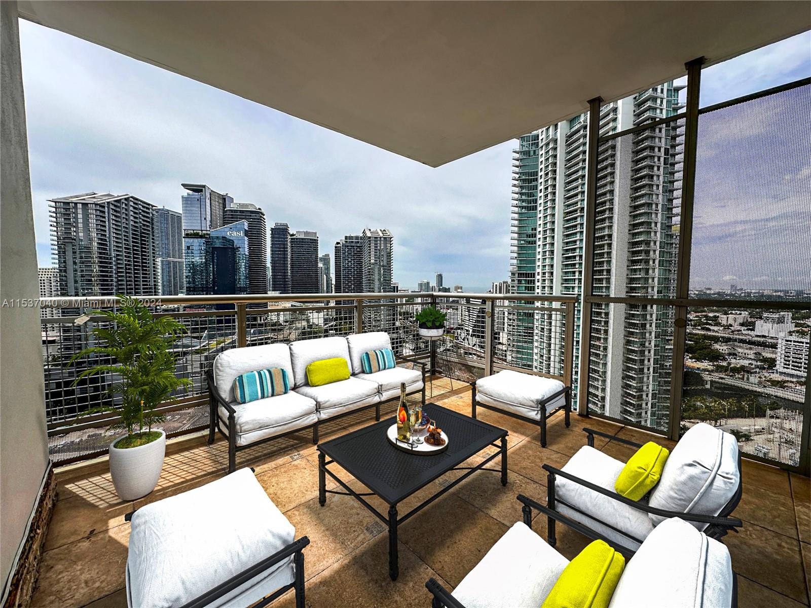 350 S Miami Ave #3110, Miami FL 33130