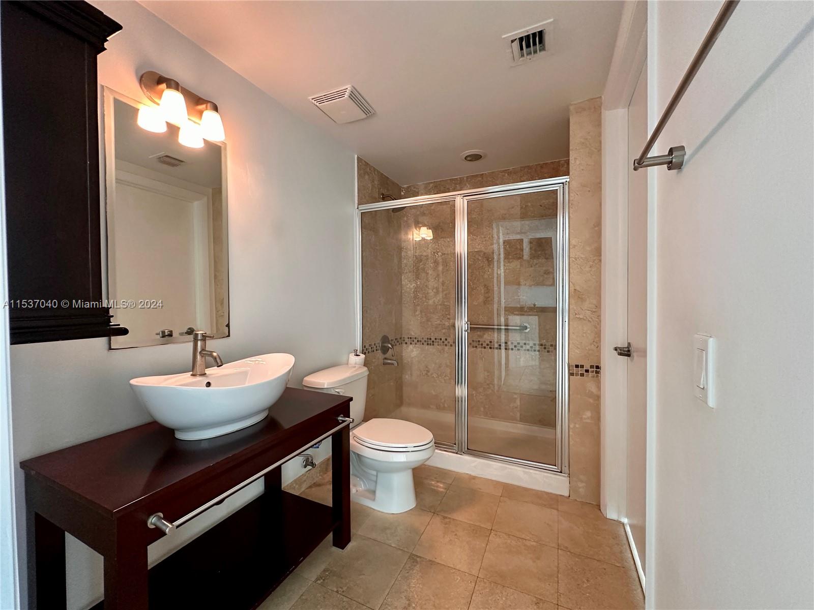 350 S Miami Ave #3110, Miami FL 33130