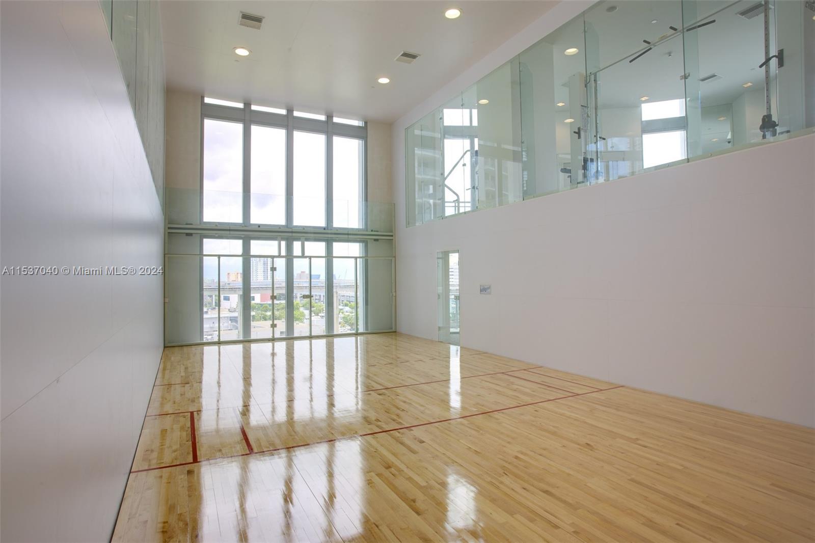 350 S Miami Ave #3110, Miami FL 33130