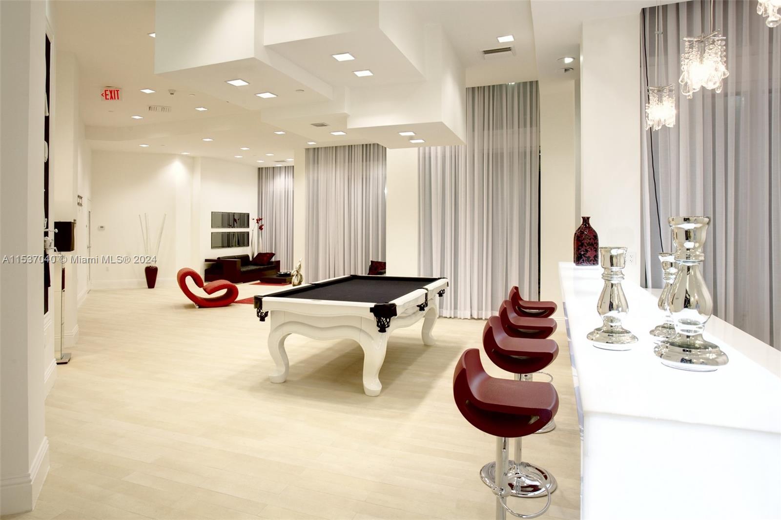 350 S Miami Ave #3110, Miami FL 33130