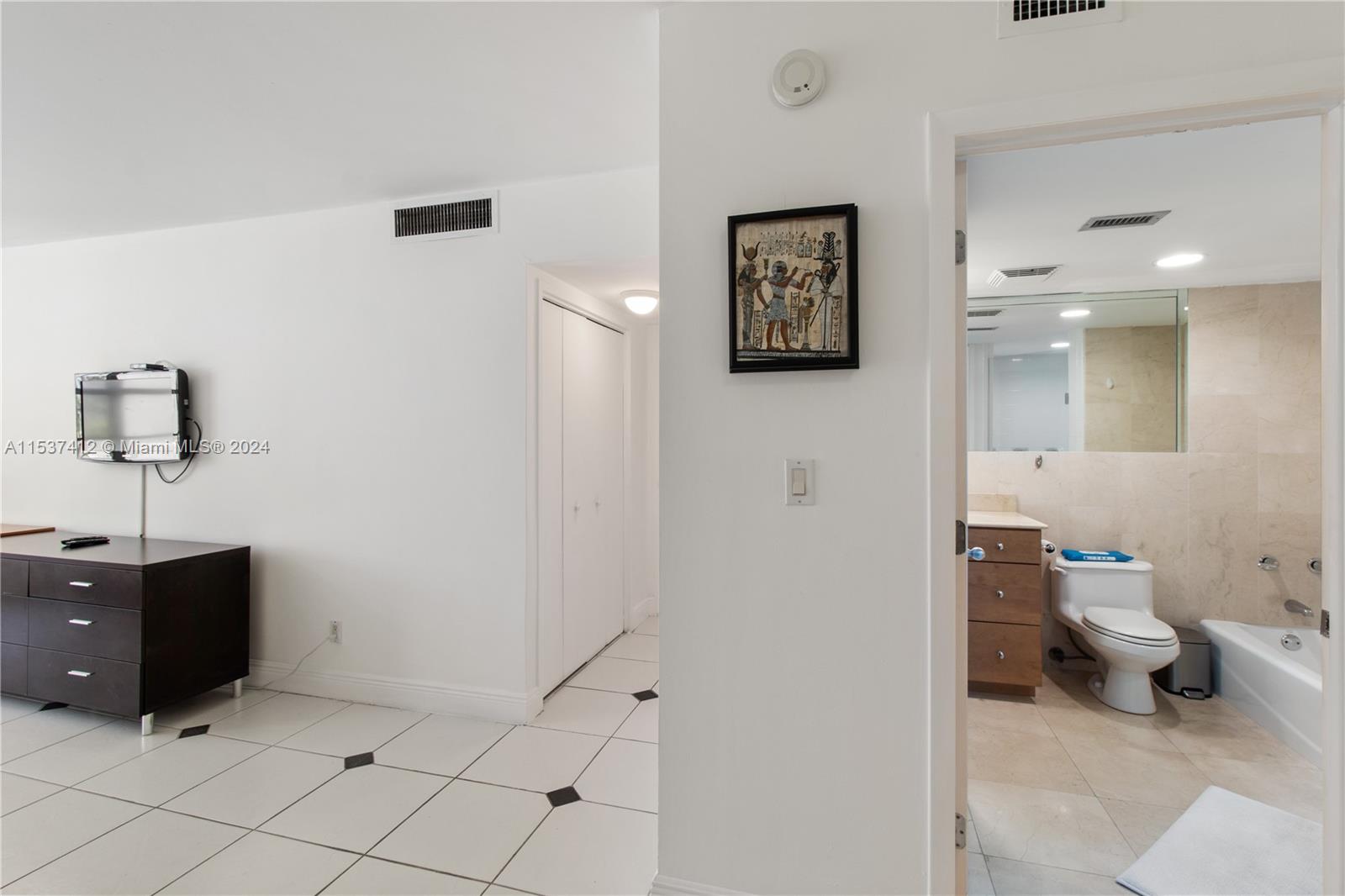 5151 Collins Ave #324, Miami Beach, Florida image 13