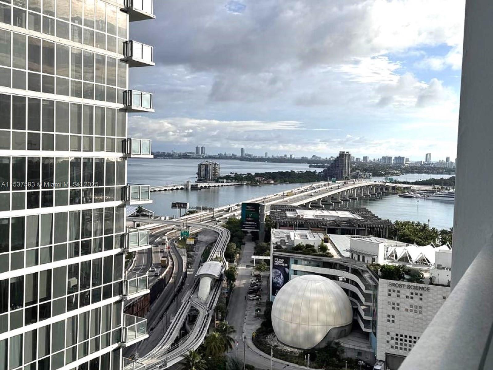 1040 Biscayne Blvd #1805, Miami FL 33132