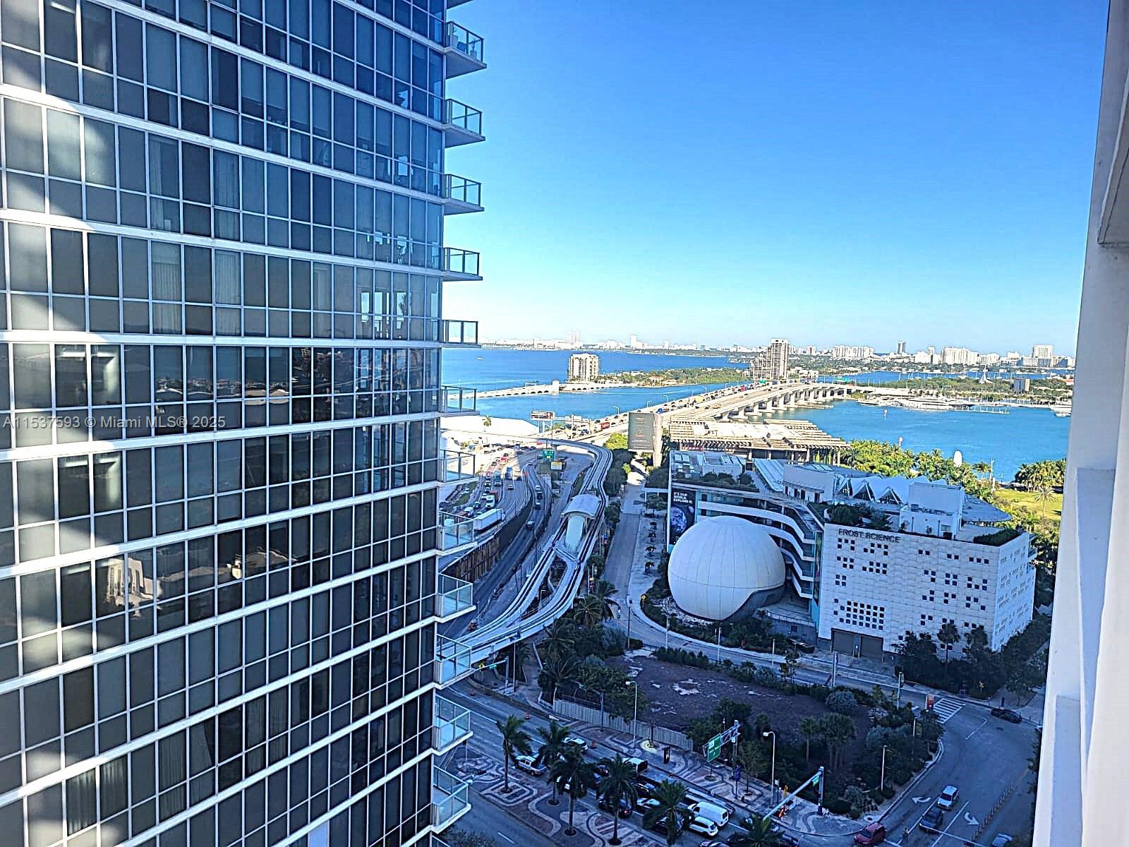 1040 Biscayne Blvd #1805, Miami FL 33132