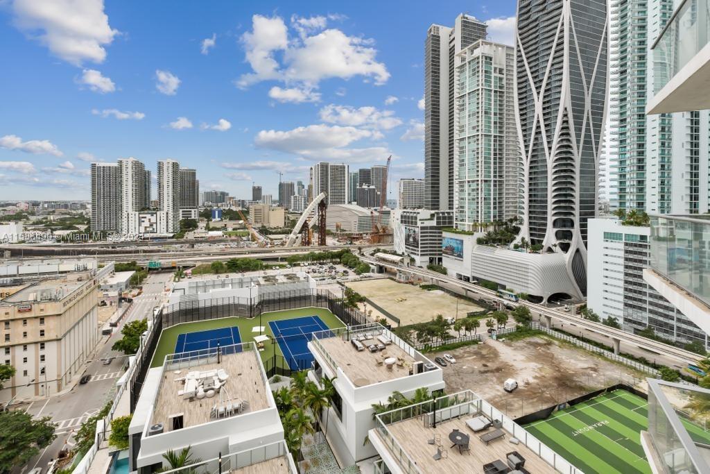 851 NE 1st Ave #1500, Miami FL 33132