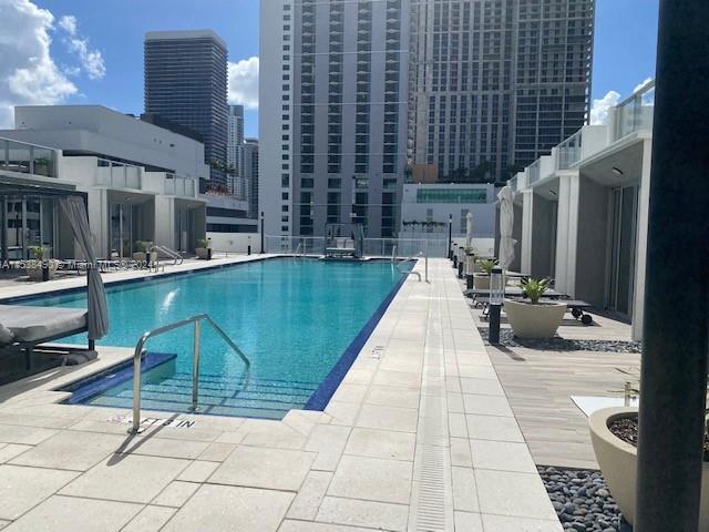 851 NE 1st Ave #1500, Miami FL 33132