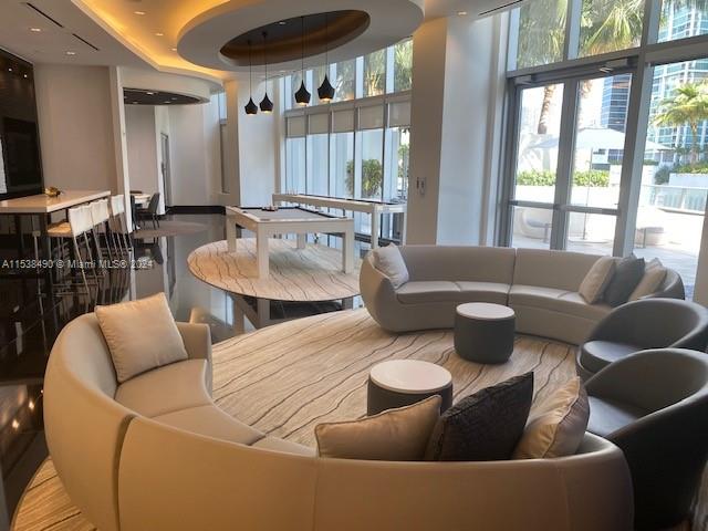 851 NE 1st Ave #1500, Miami FL 33132
