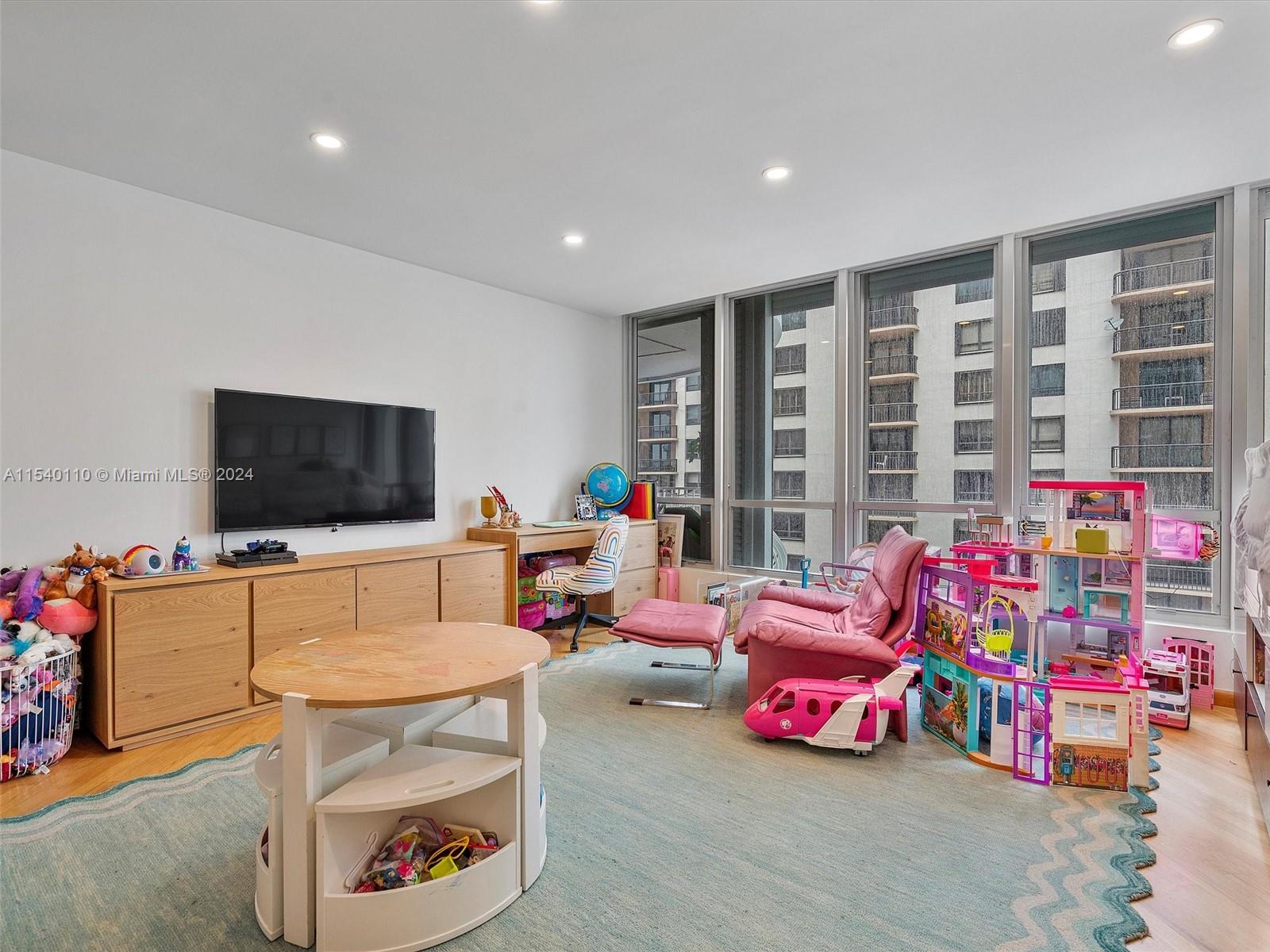 10155 Collins Ave #506, Bal Harbour FL 33154