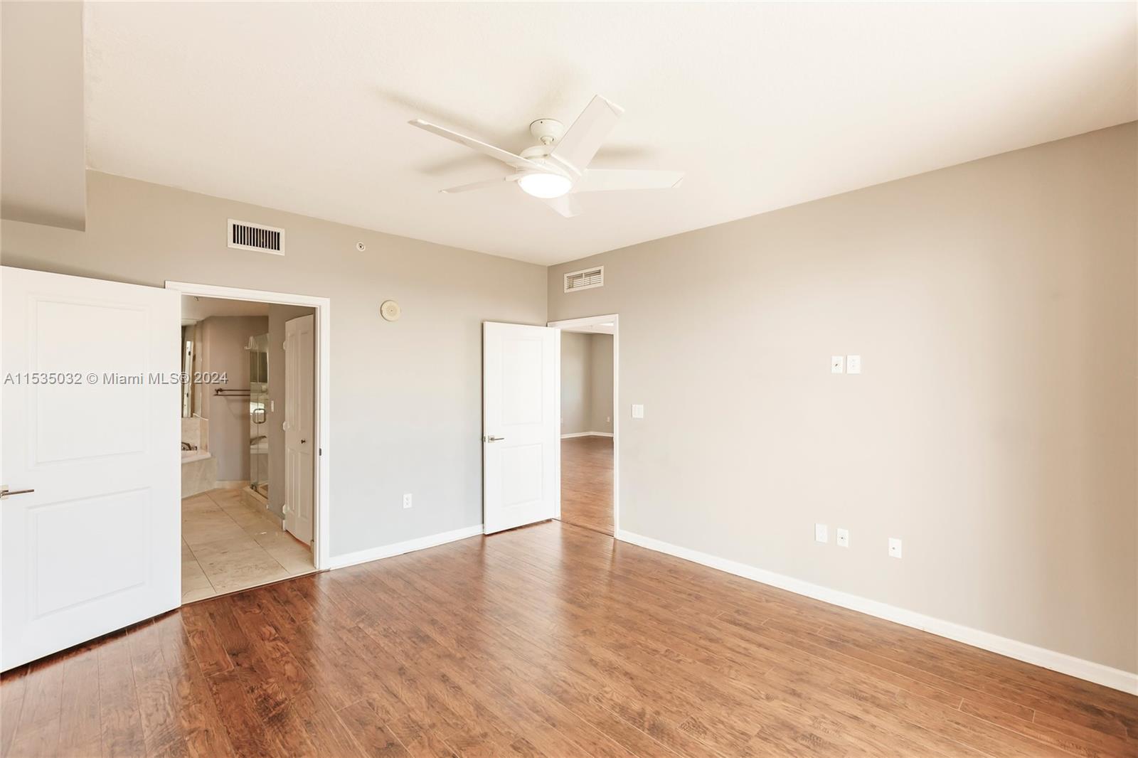 7900 Harbor Island Dr #725, North Bay Village FL 33141