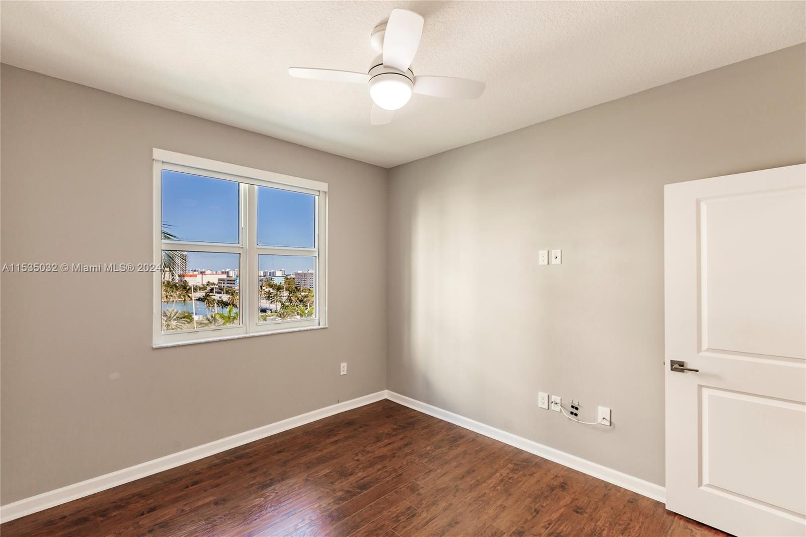 7900 Harbor Island Dr #725, North Bay Village FL 33141
