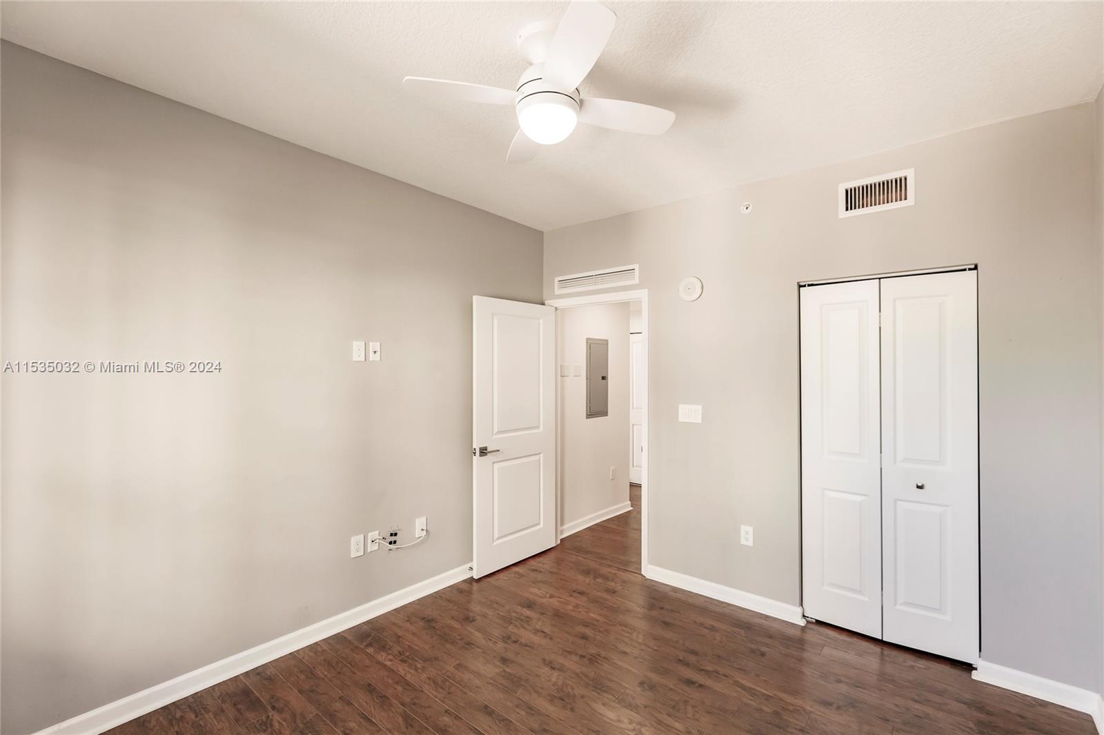 7900 Harbor Island Dr #725, North Bay Village FL 33141