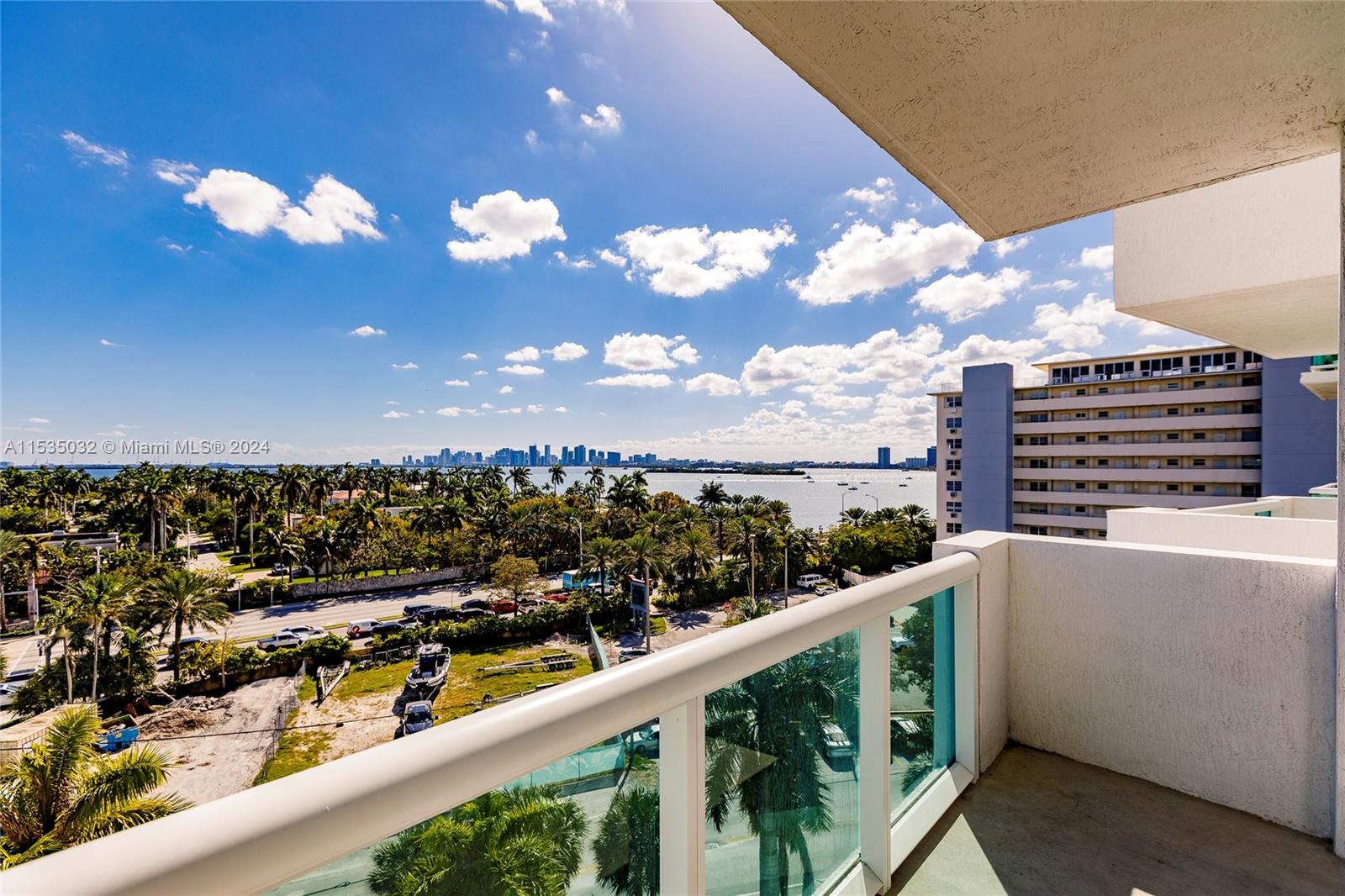 7900 Harbor Island Dr #725, North Bay Village FL 33141