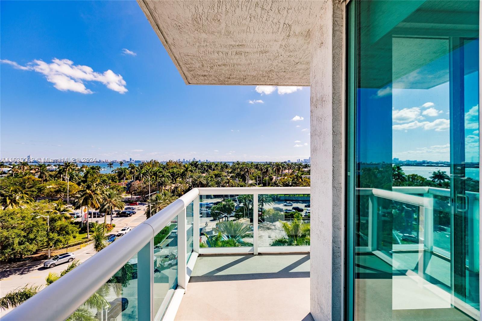 7900 Harbor Island Dr #725, North Bay Village FL 33141