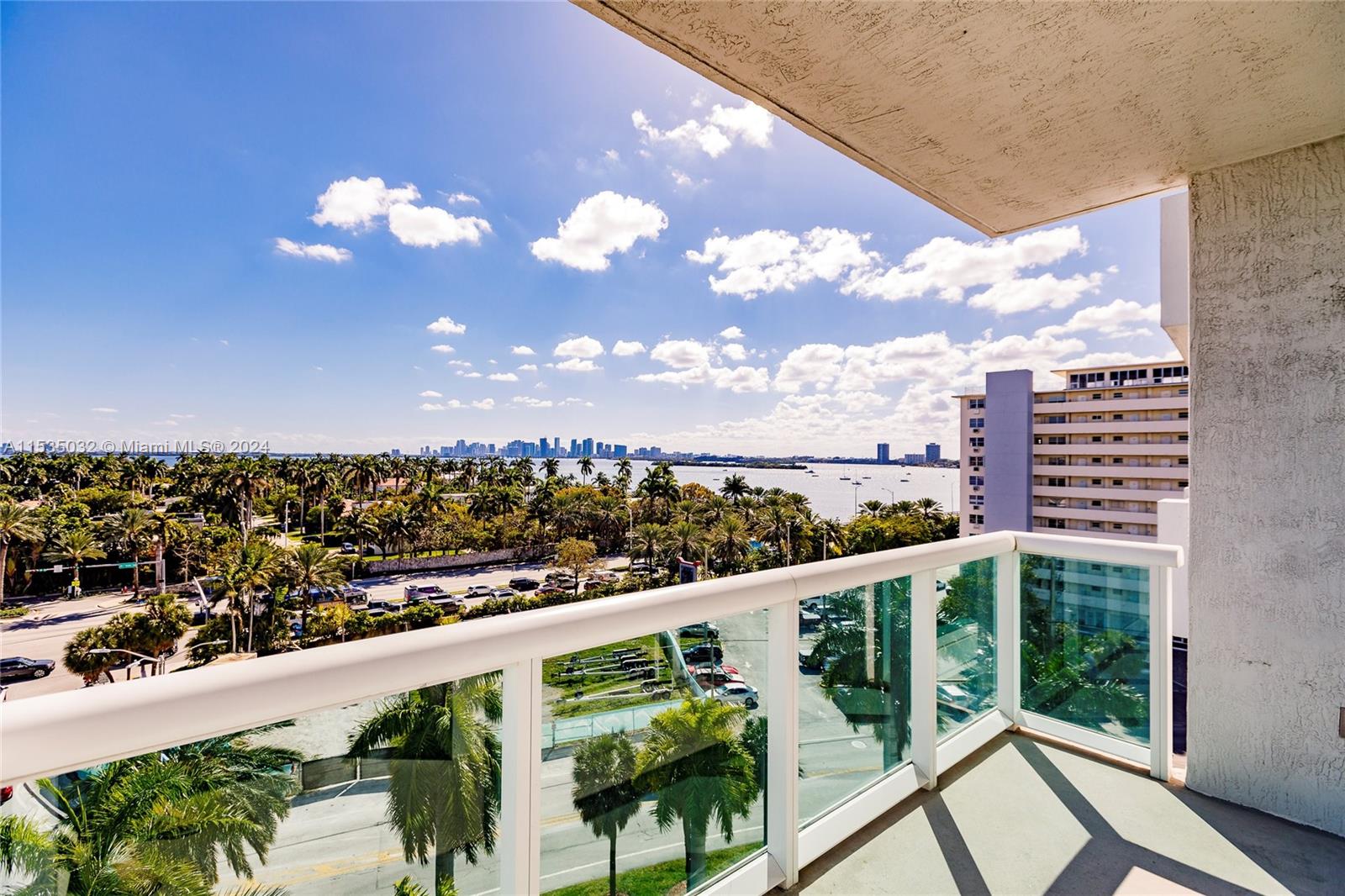 7900 Harbor Island Dr #725, North Bay Village FL 33141