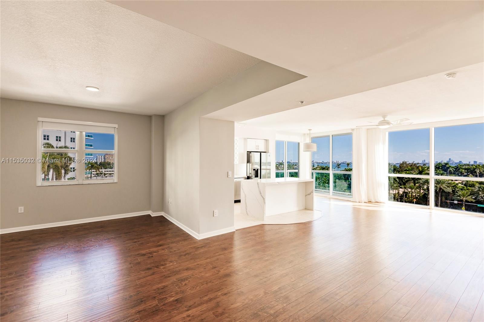 7900 Harbor Island Dr #725, North Bay Village FL 33141