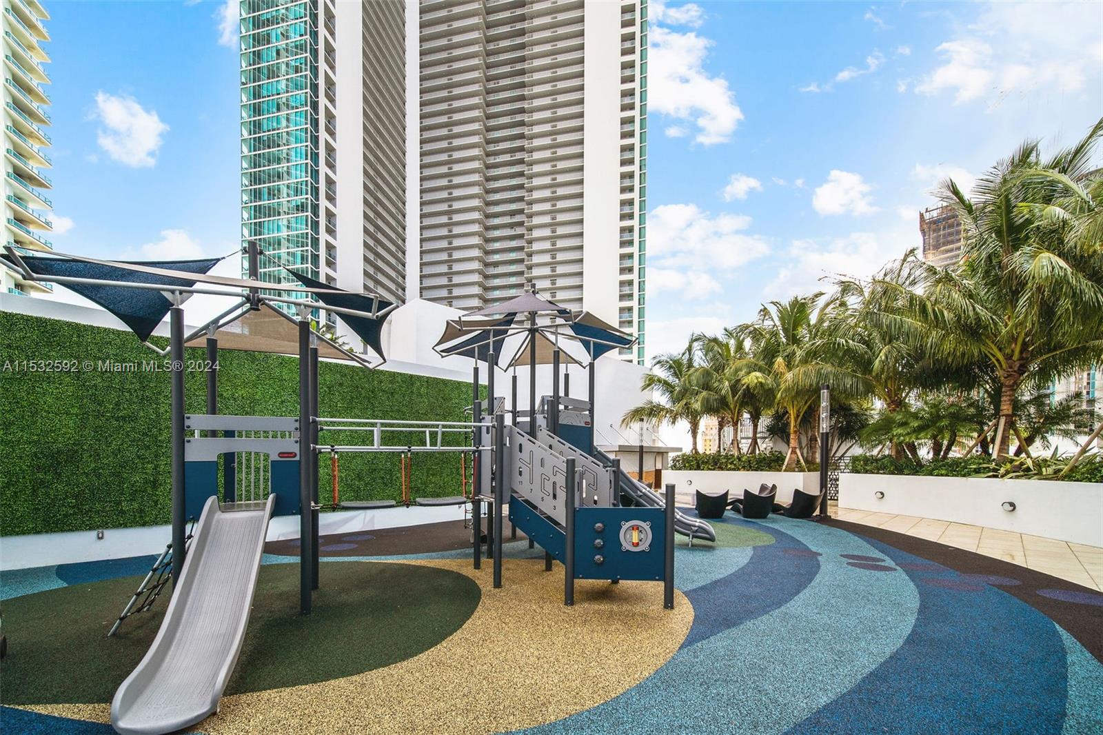 851 NE 1st Ave #1700, Miami FL 33132