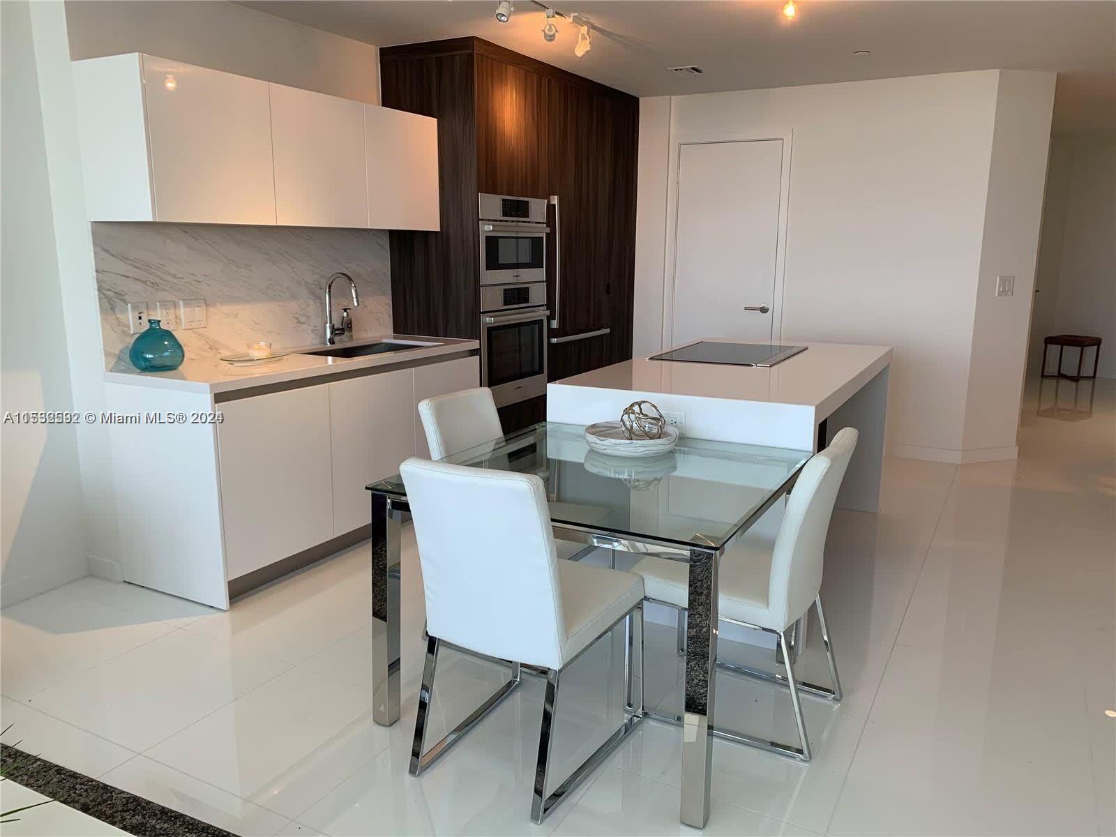 851 NE 1st Ave #1700, Miami FL 33132