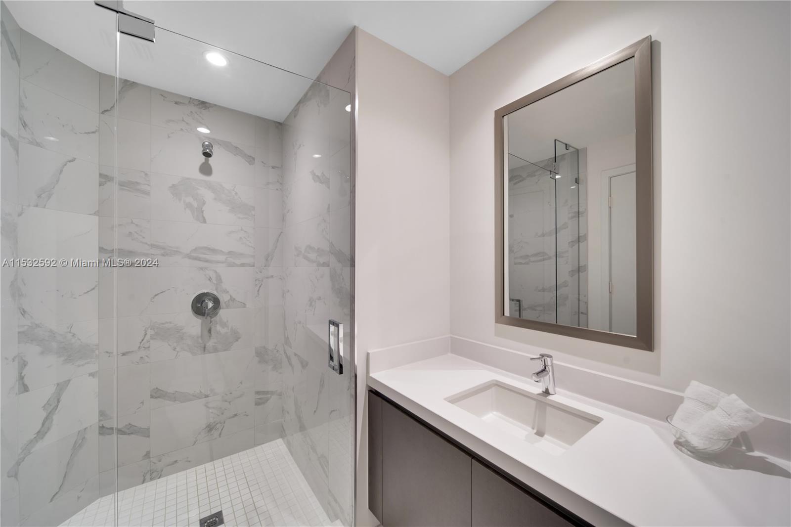 851 NE 1st Ave #1700, Miami FL 33132