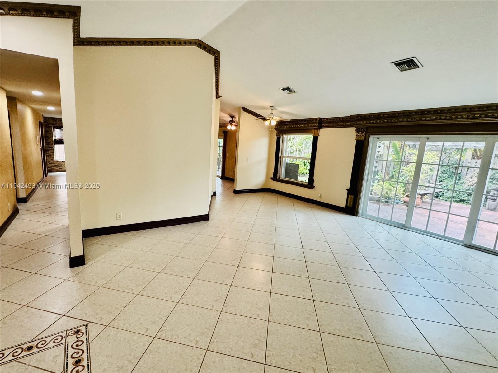 931 SW 150th Ave, Sunrise, Florida image 7