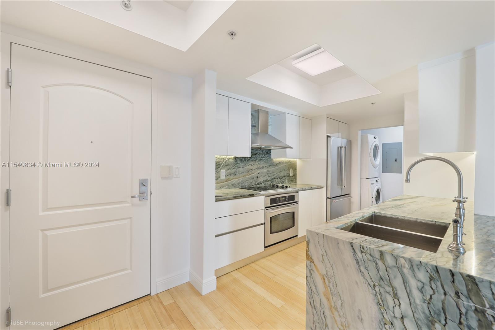 110 Washington Ave #1414, Miami Beach FL 33139