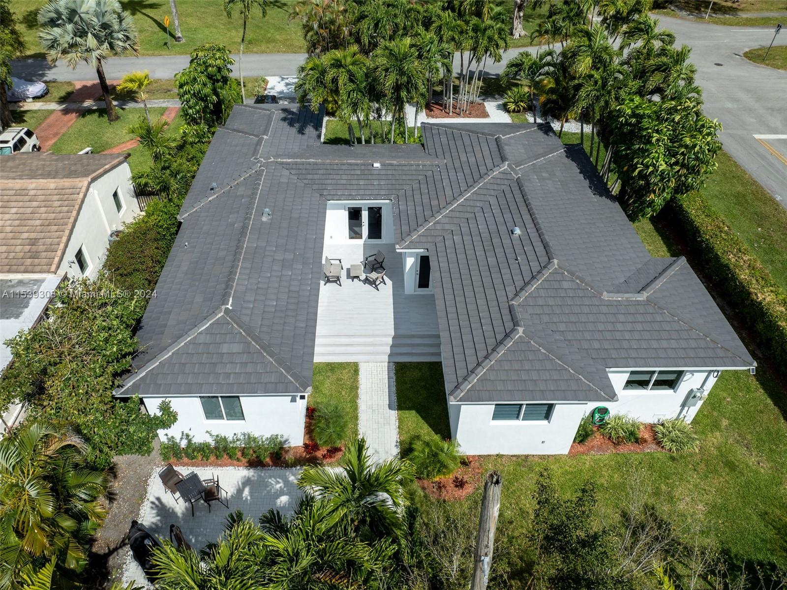 380 Morningside Dr, Miami Springs, Florida image 32