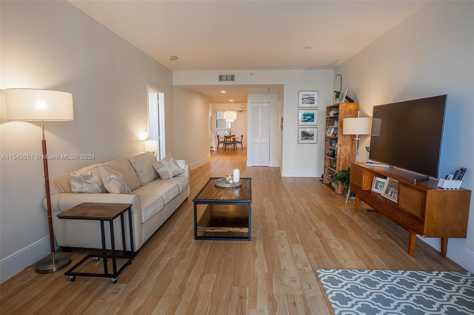 717 Crandon Blvd #407, Key Biscayne, Florida image 5