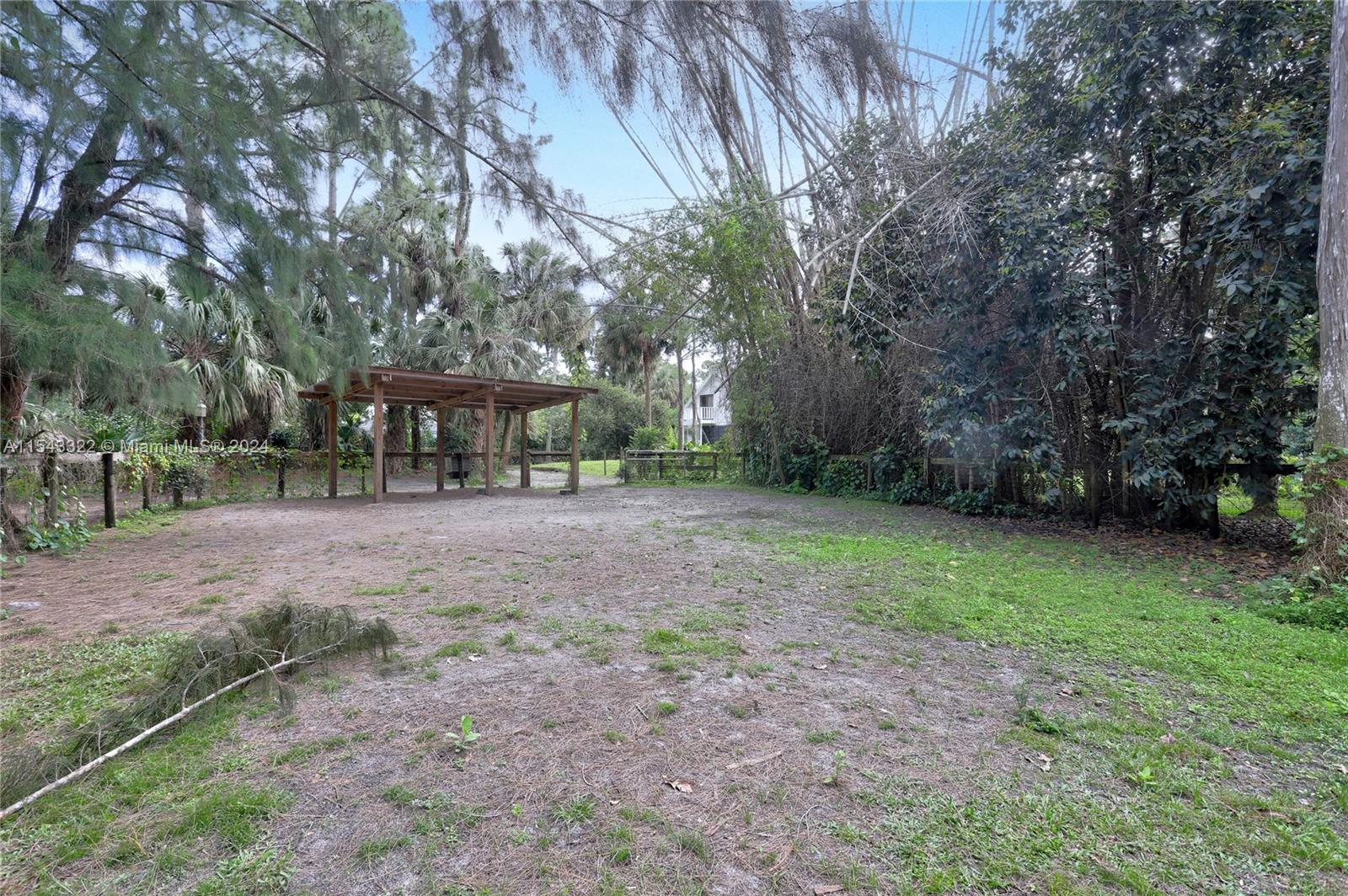 16765 N 97th Way N, Jupiter, Florida image 25