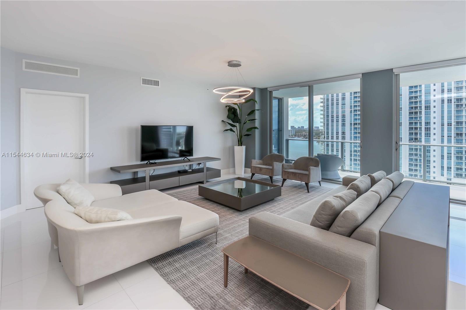 17301 Biscayne Blvd #1201, North Miami Beach, Florida image 4