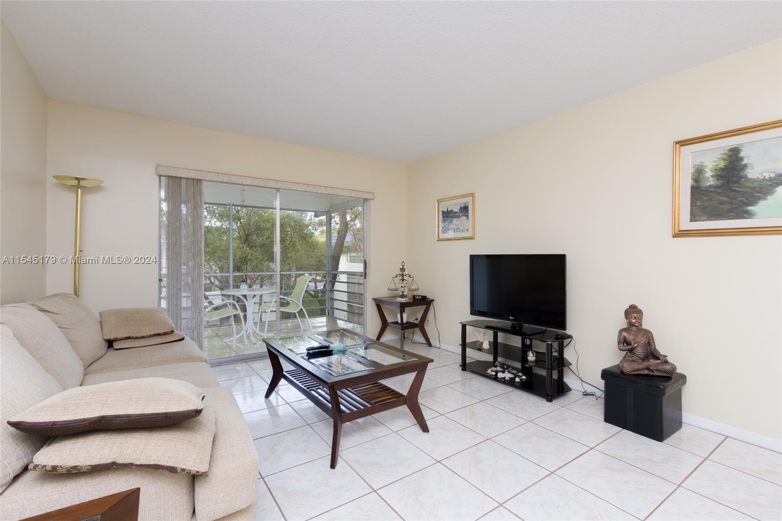 3150 Holiday Springs Blvd #8-305, Margate, Florida image 10