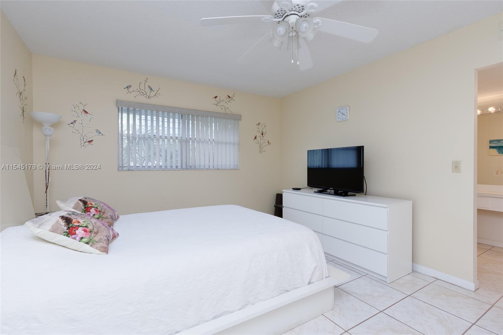 3150 Holiday Springs Blvd #8-305, Margate, Florida image 16