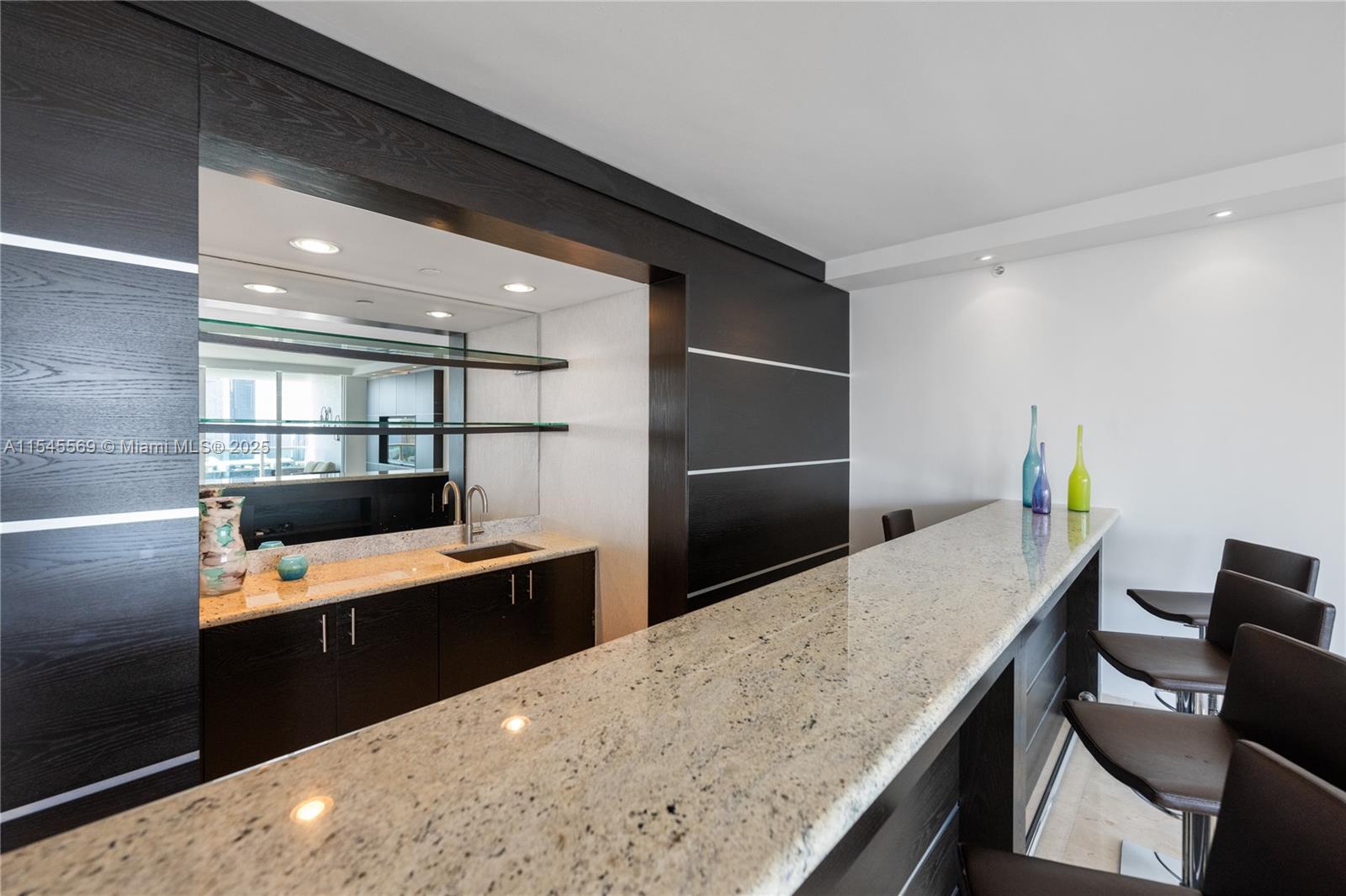 3201 NE 183rd St #2906, Aventura FL 33160