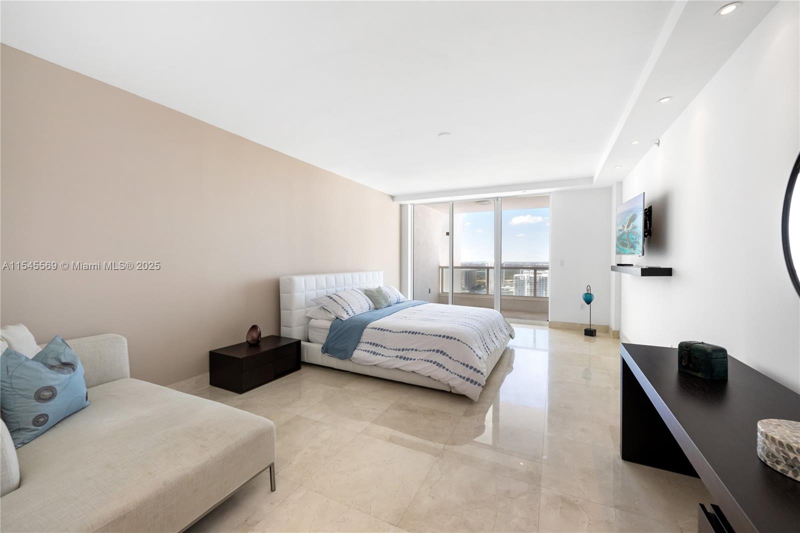 3201 NE 183rd St #2906, Aventura FL 33160