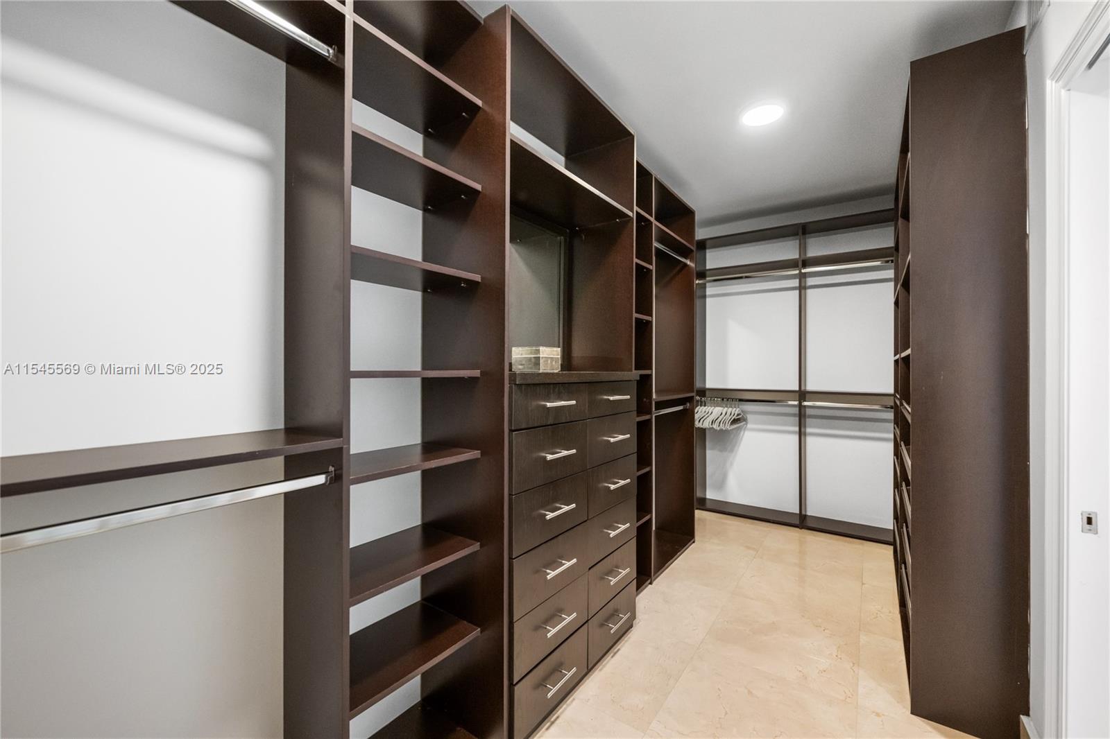 3201 NE 183rd St #2906, Aventura FL 33160
