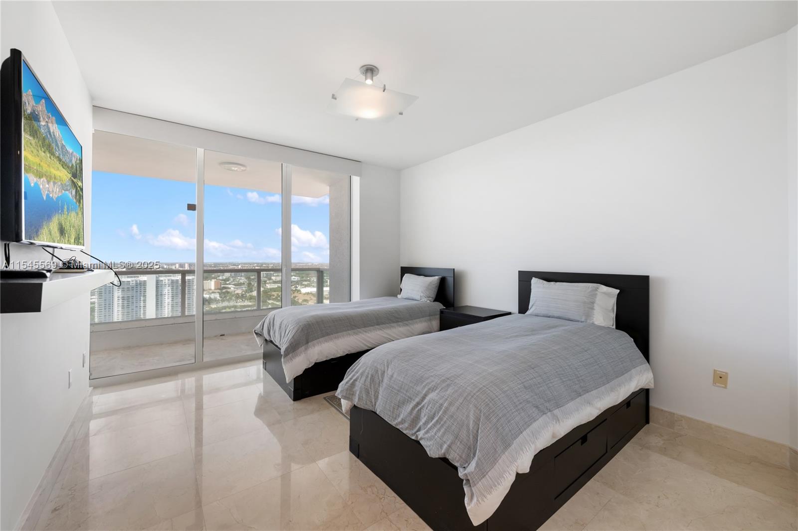 3201 NE 183rd St #2906, Aventura FL 33160