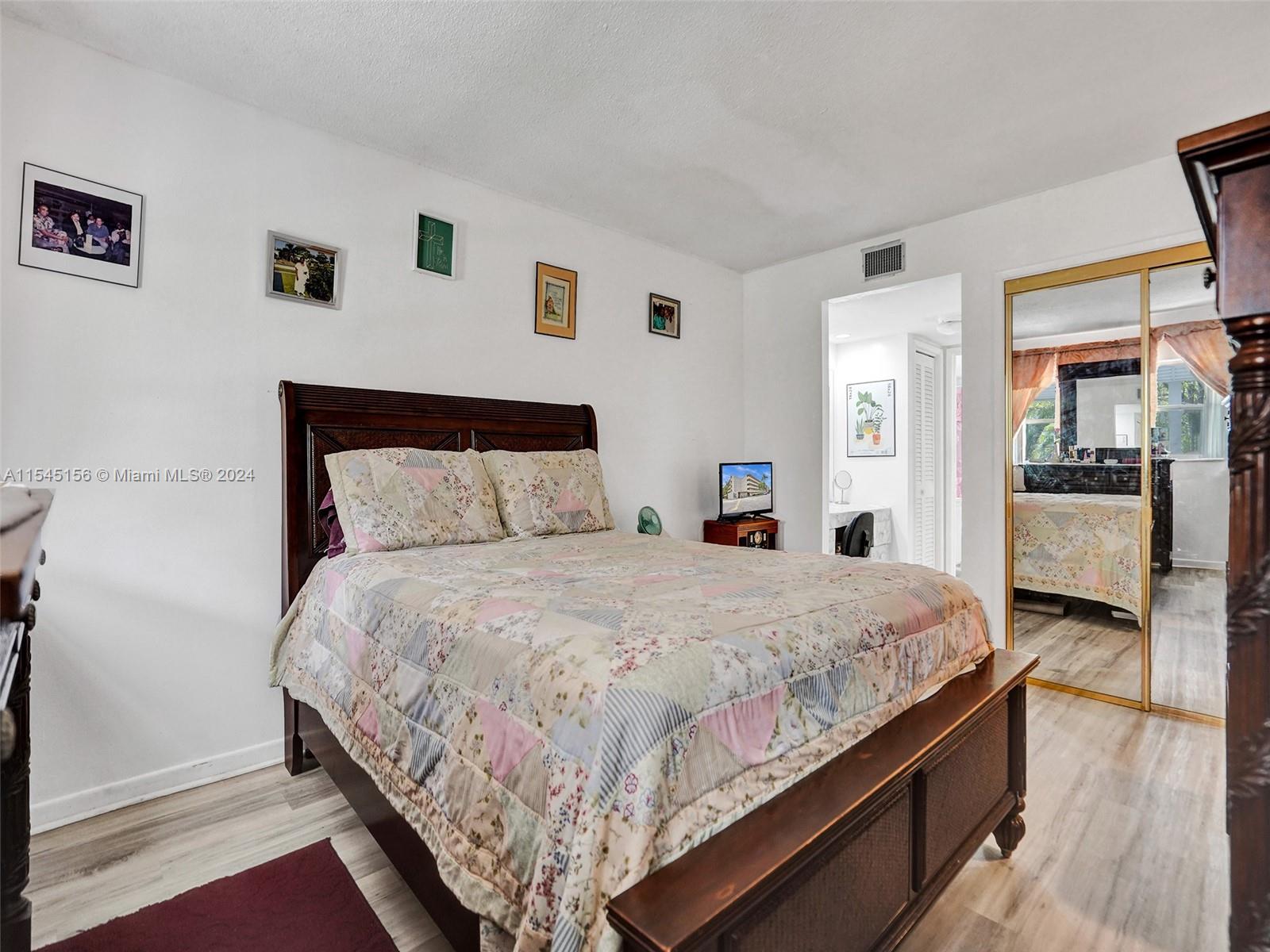 4650 Washington St #209, Hollywood, Florida image 6